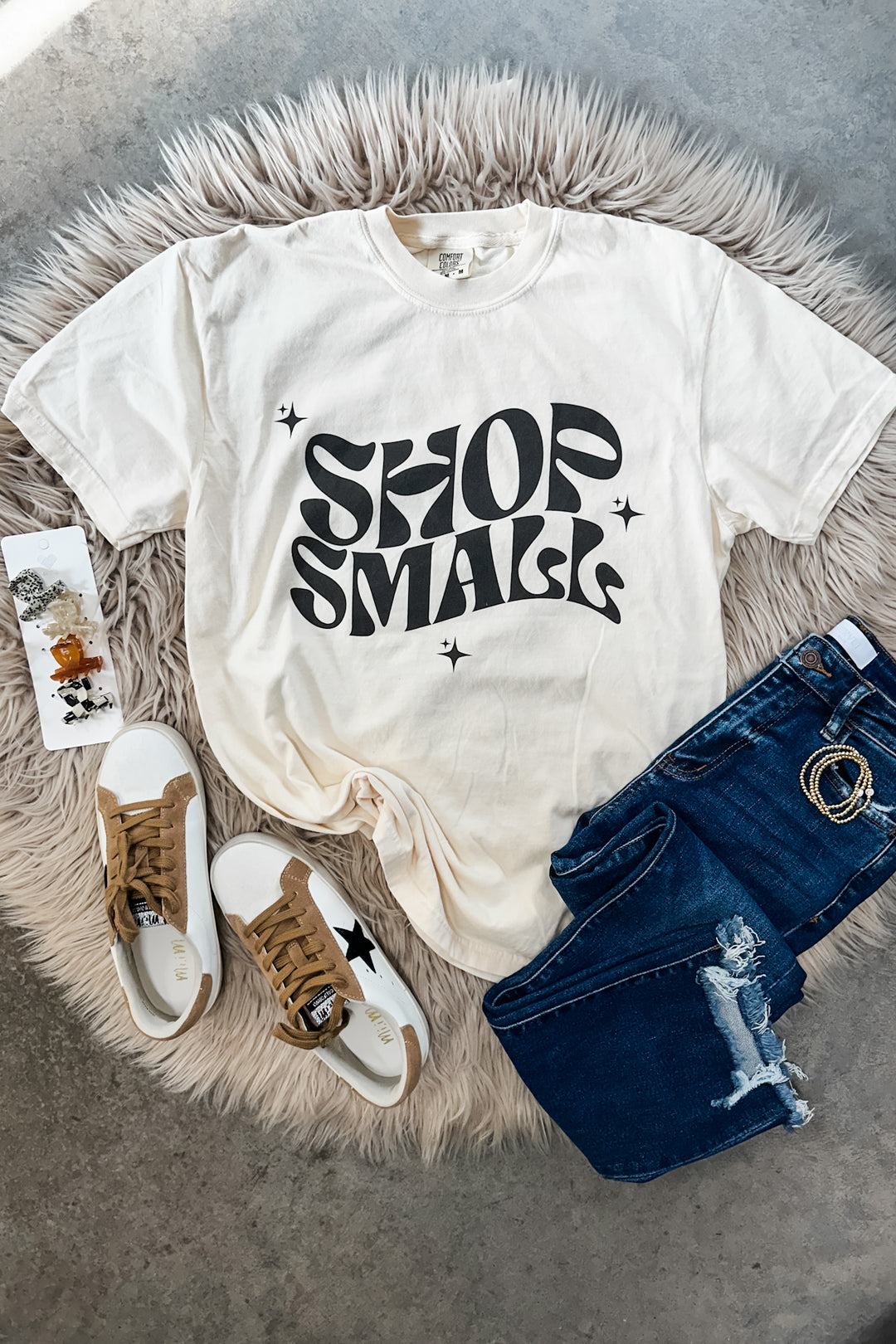 Shop Small Graphics - Sweatshirt & T-Shirt Styles