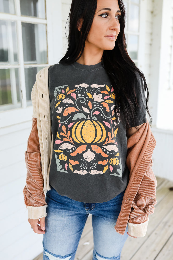 Fall Floral Graphic Tee - Pepper