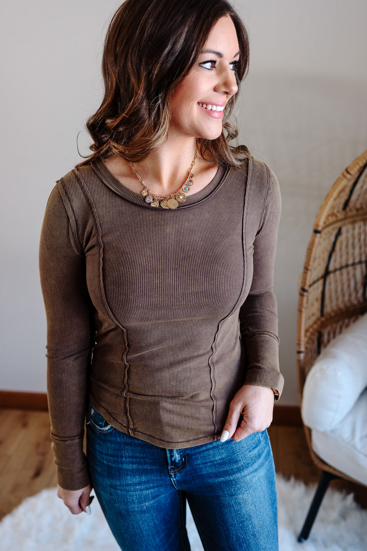 Sadie Ribbed Henley - Brown