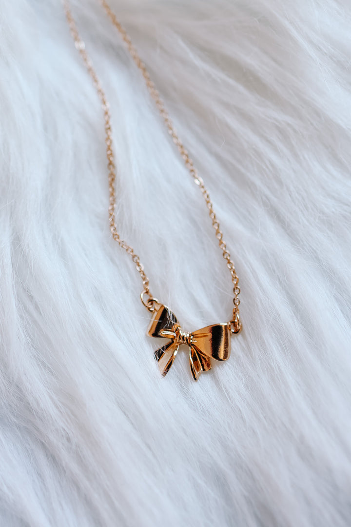 Ari Mini Bow Ribbon Necklace