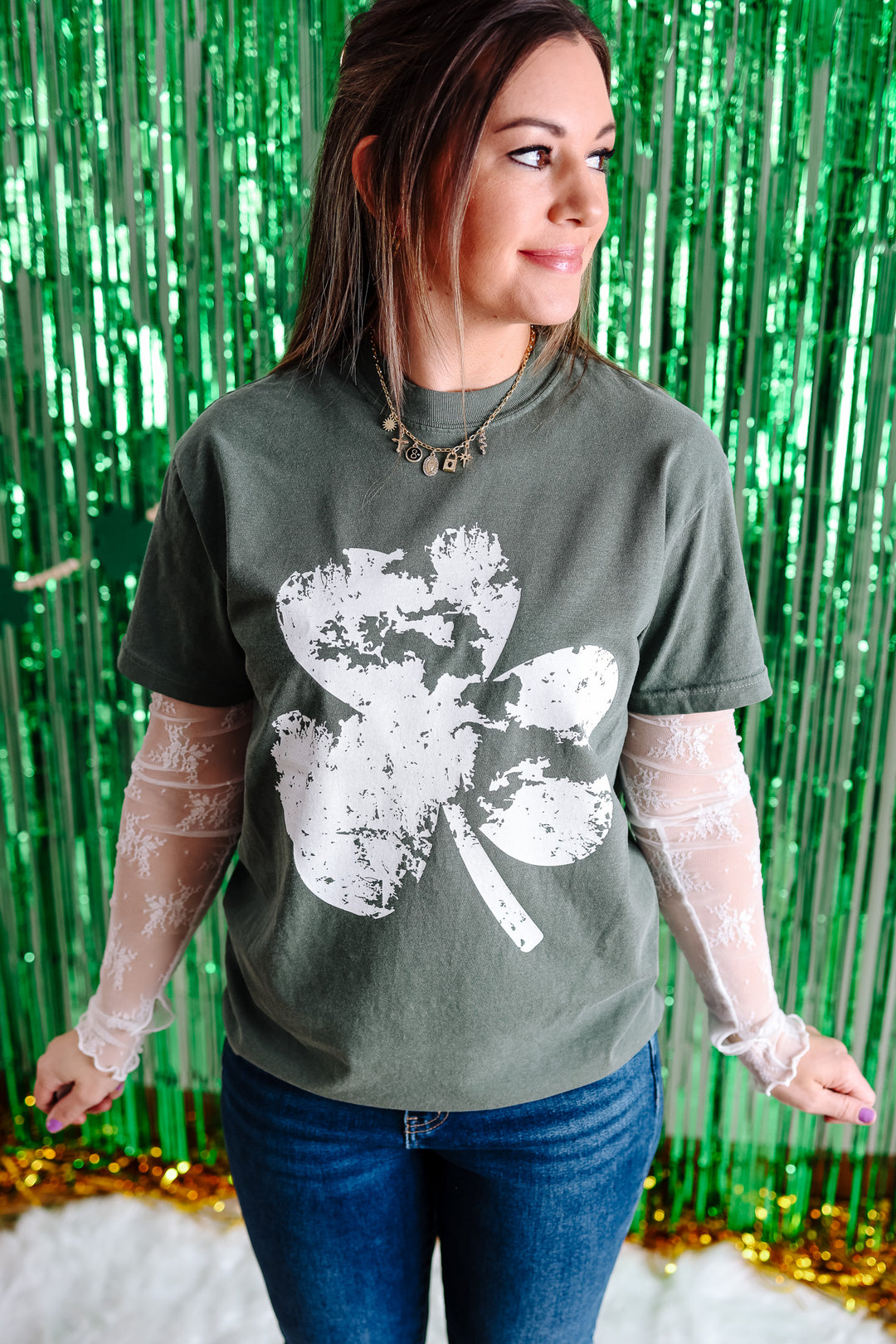 Clover Graphic Tee - Moss