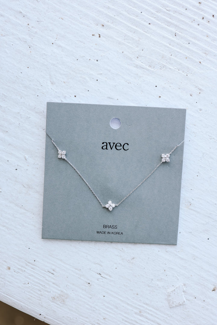 Rae Mini Clover Charm Necklace - Silver