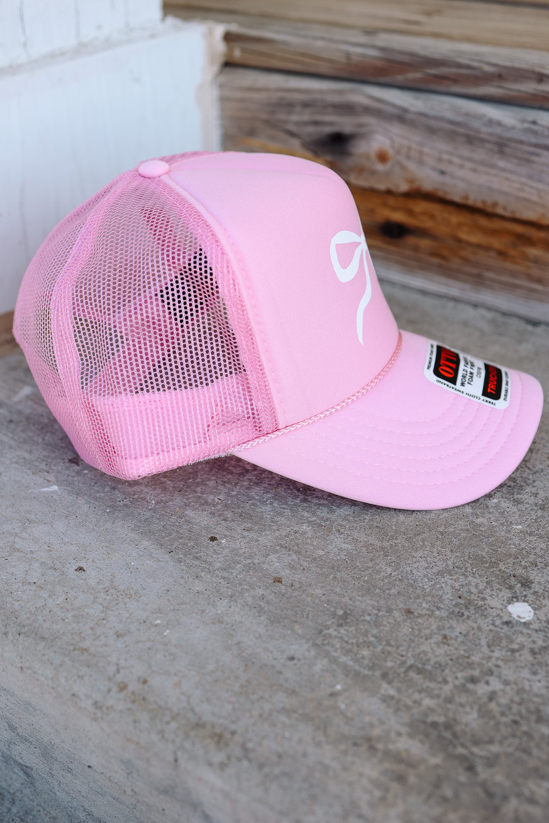 Coquette Bow Trucker Hat - Soft Pink