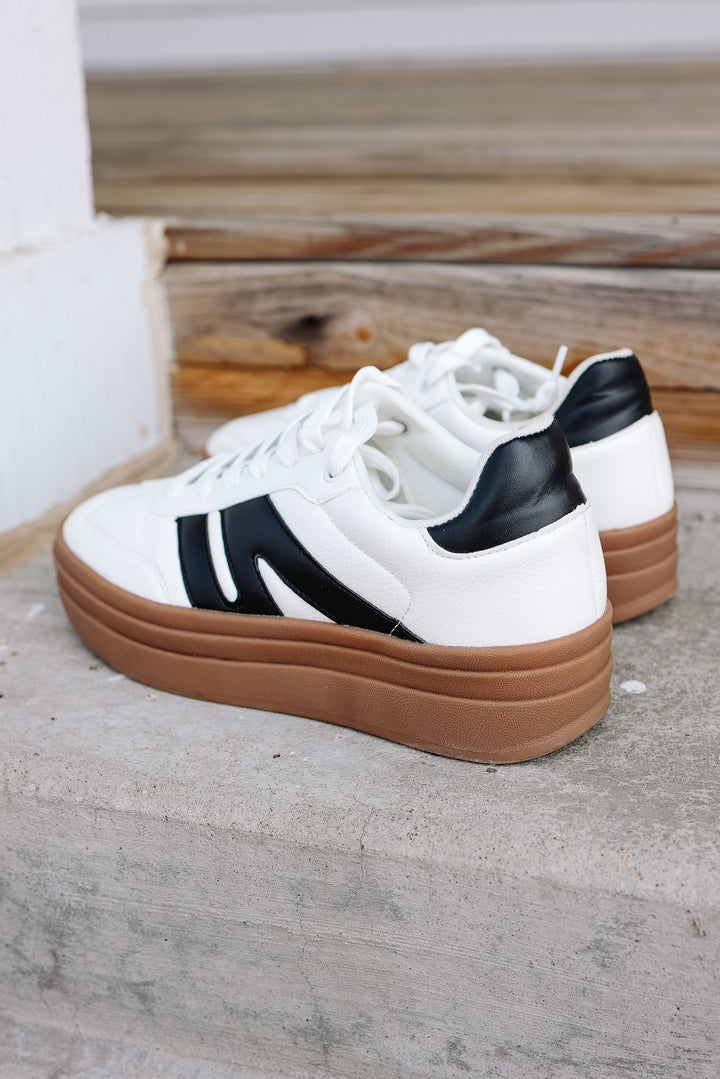 Axel Chunky Platform Sneaker - White/Black