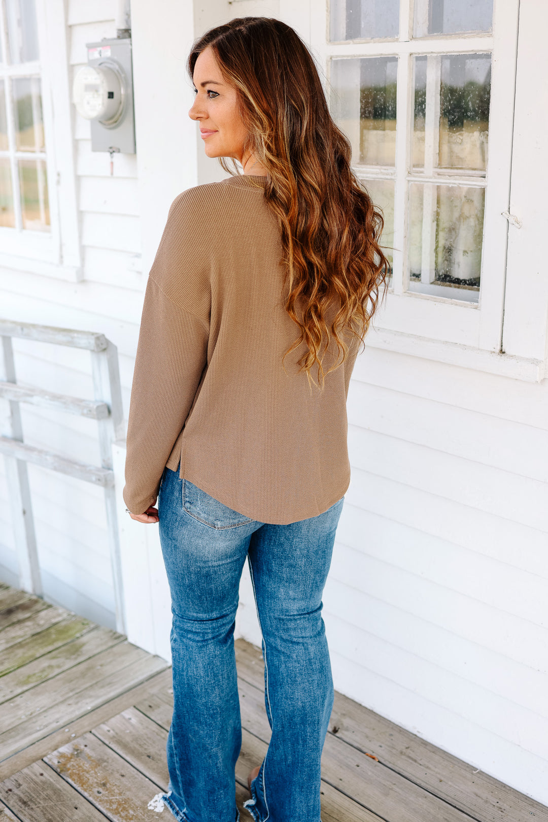 Greer Half Button Down Henley - Mocha