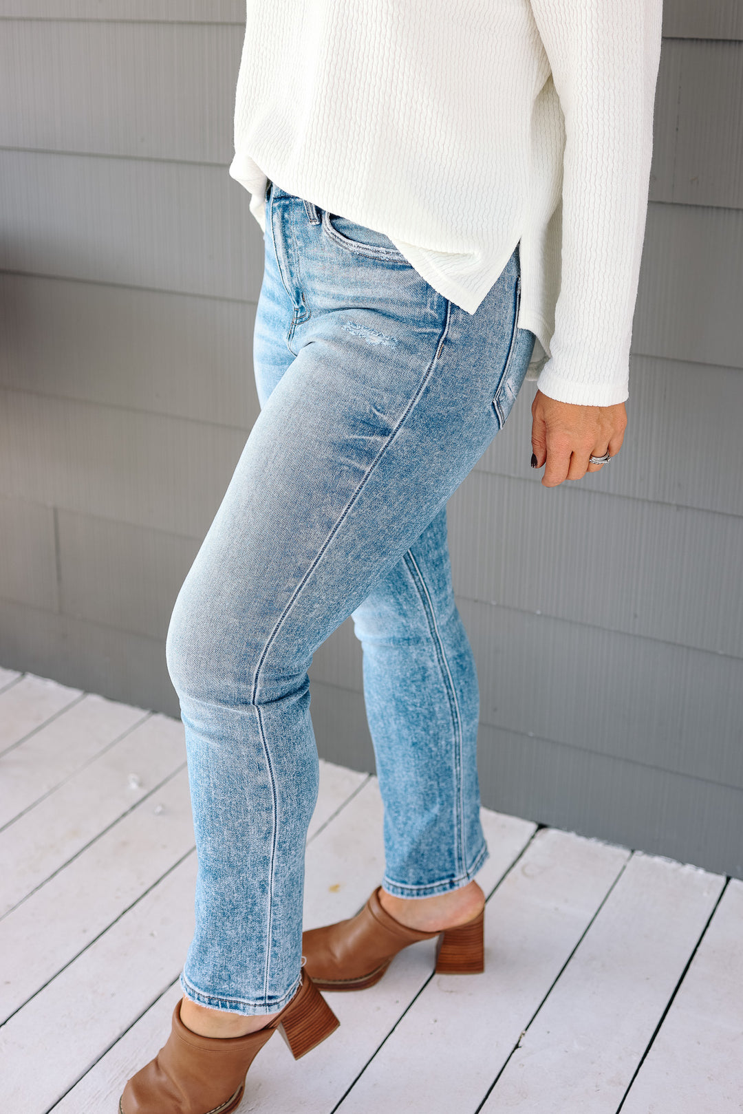 Flying Monkey: Shay Crop Straight Leg Jean