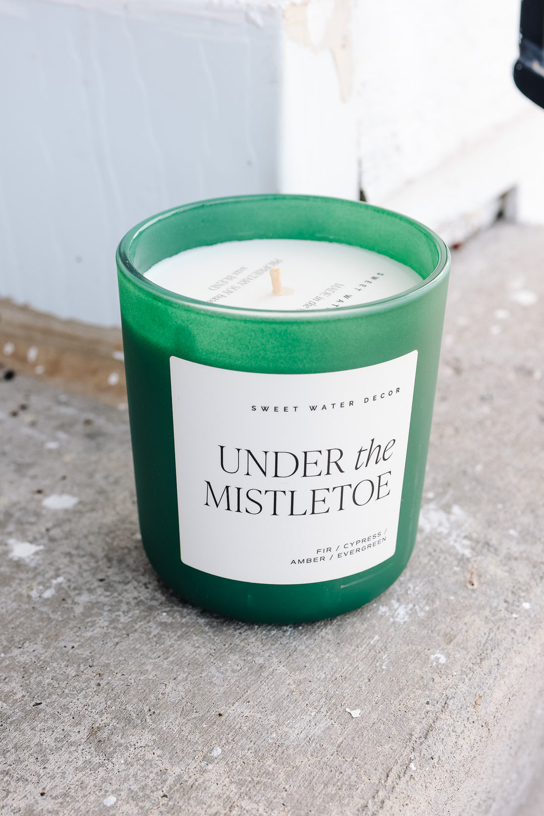 Under the Mistletoe 15 oz Soy Candle