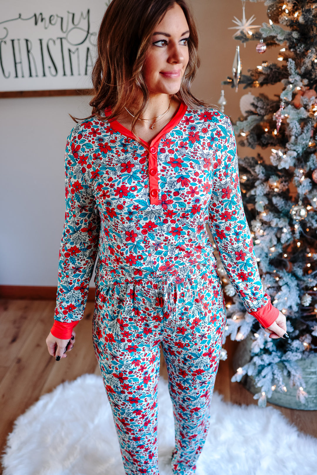 Winter Bloom - Festive Floral Pajama Set