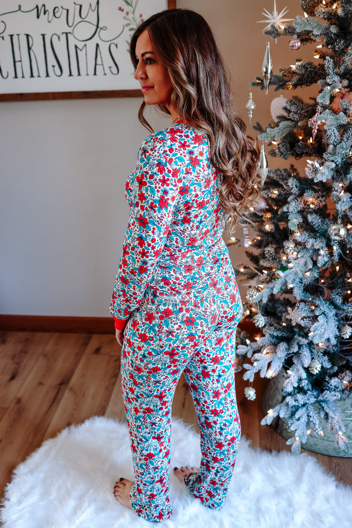 Winter Bloom - Festive Floral Pajama Set