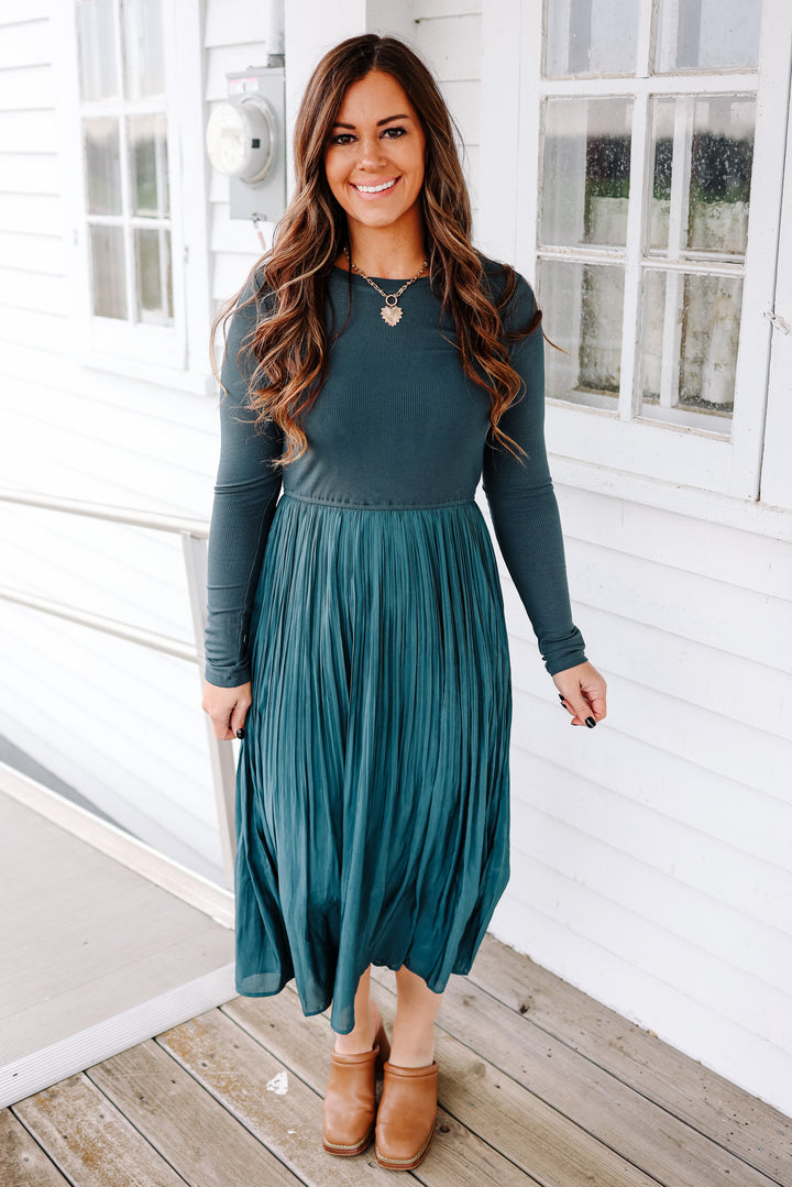 Madelyn Long Sleeve Pleated Dress - Winter Pine