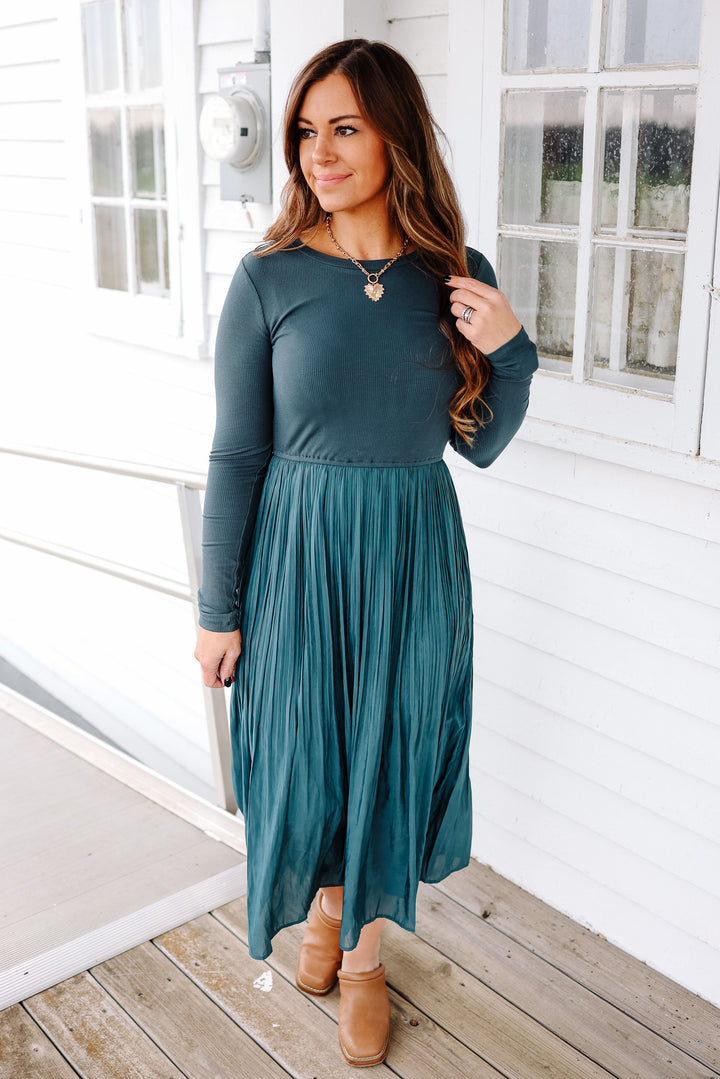 Madelyn Long Sleeve Pleated Dress - Winter Pine