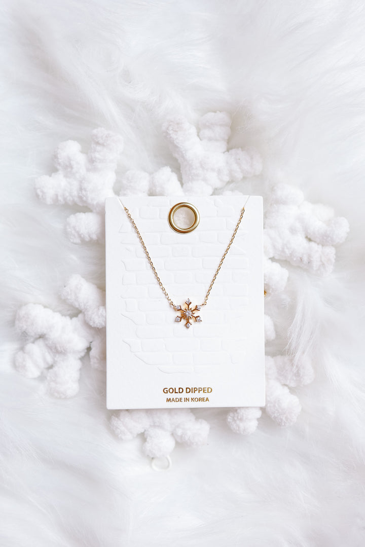 Snowflake Pendant Necklace