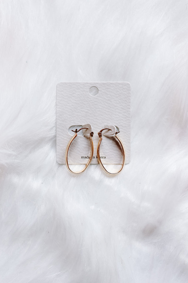 Elise Oval Hoop Earrings