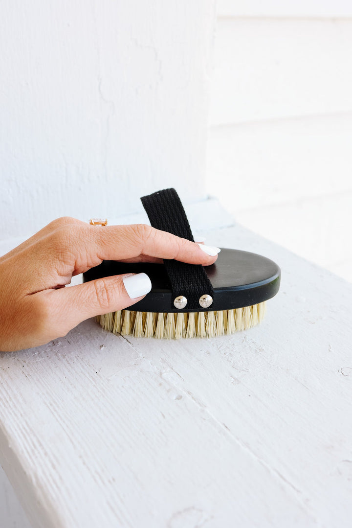 Exfoliating Dry Brush