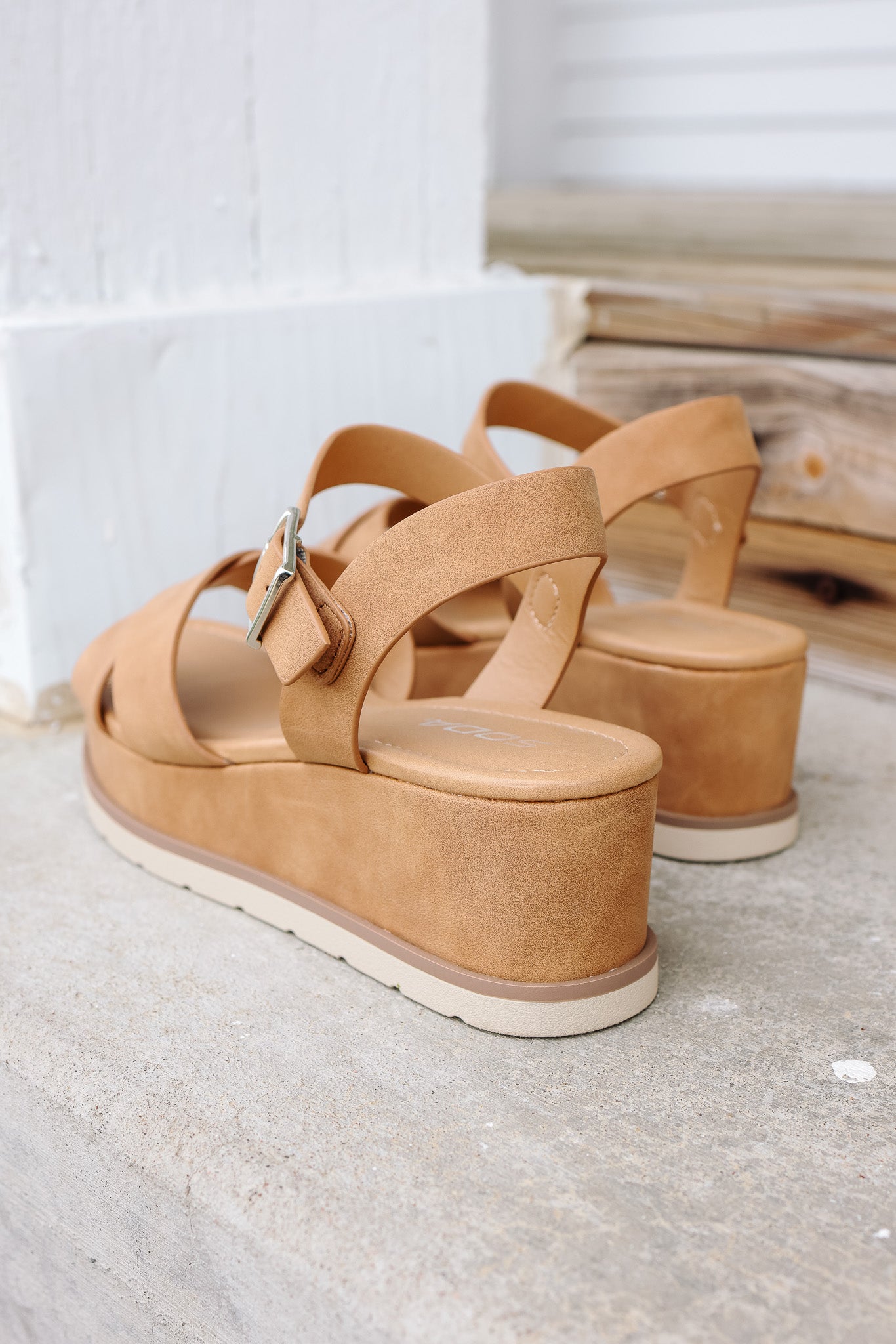 Cross Strap Platform Sandal Light Tan 11