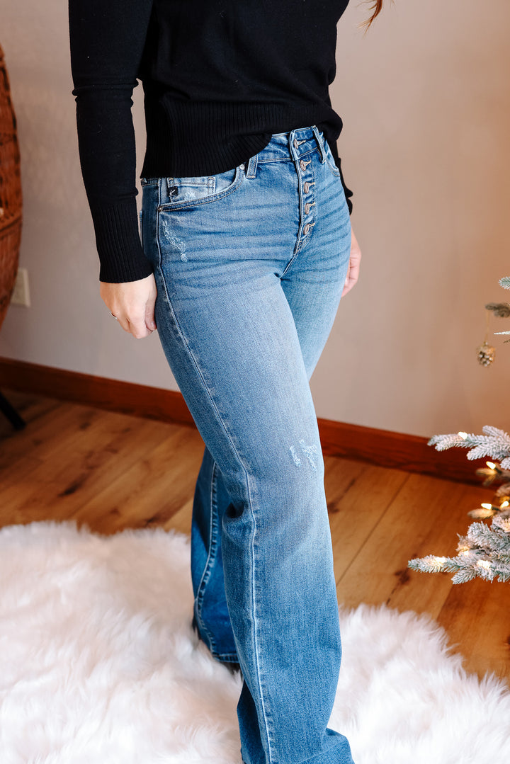 KANCAN: Noa High Rise Comfort 90's Flare Jeans