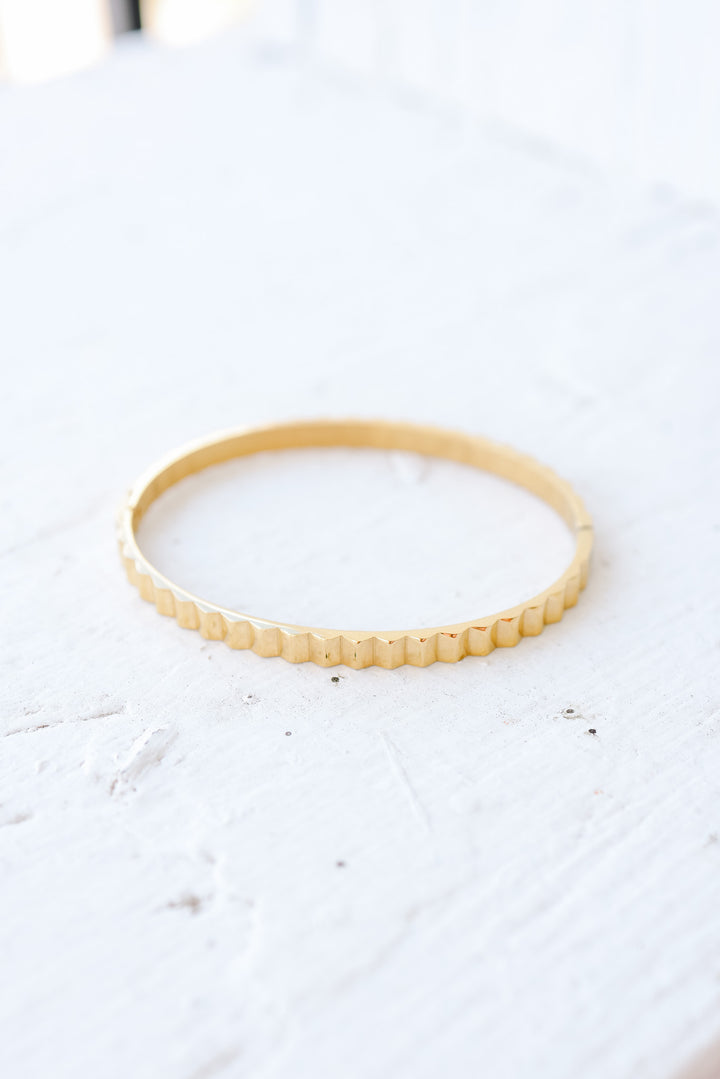 Ribbed Bangle Bracelet