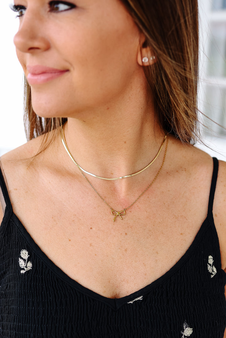 Dainty Bow Pendant Necklace