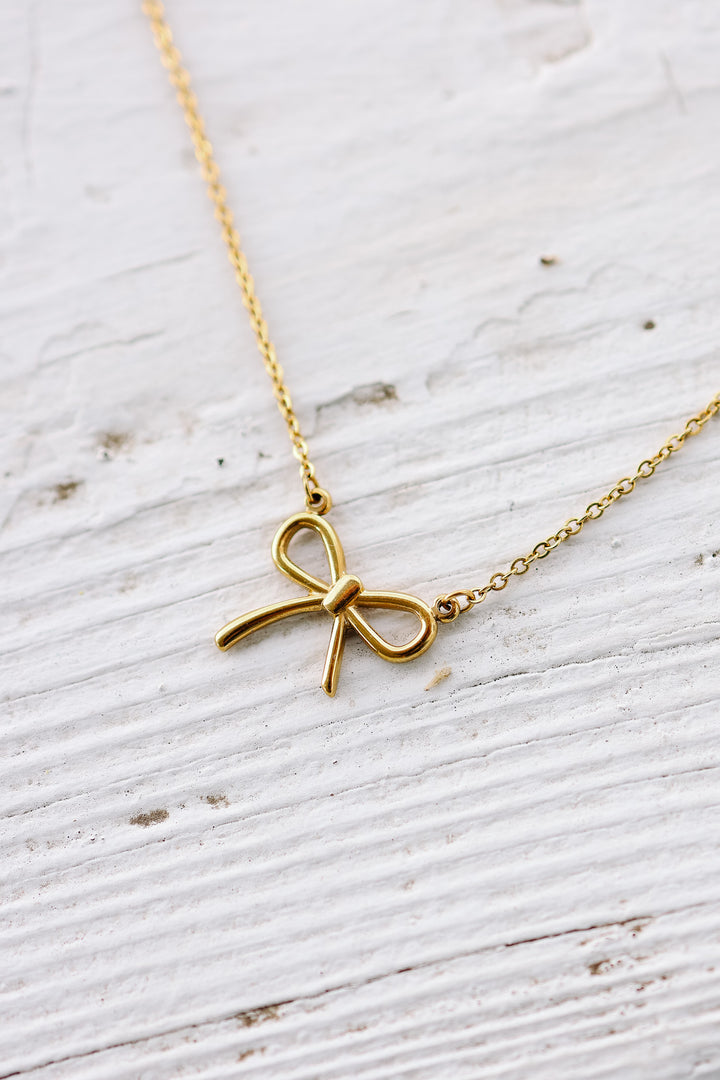 Dainty Bow Pendant Necklace