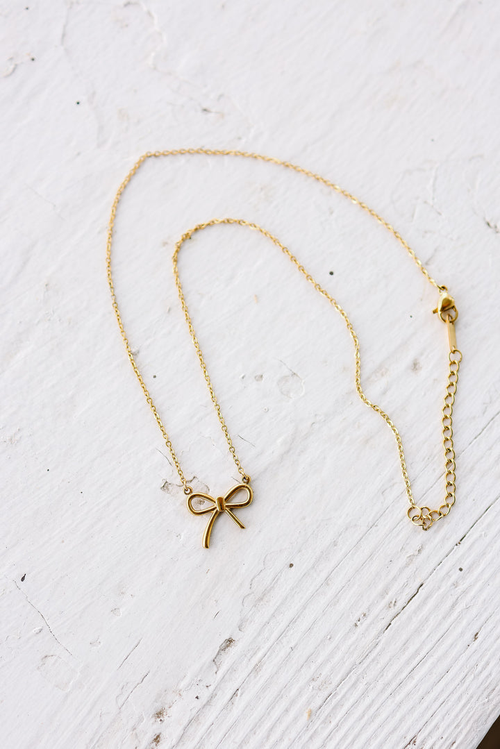 Dainty Bow Pendant Necklace