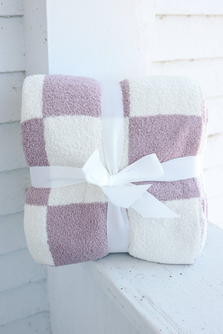 Emerlie Love Luxe Blankets - Checkered