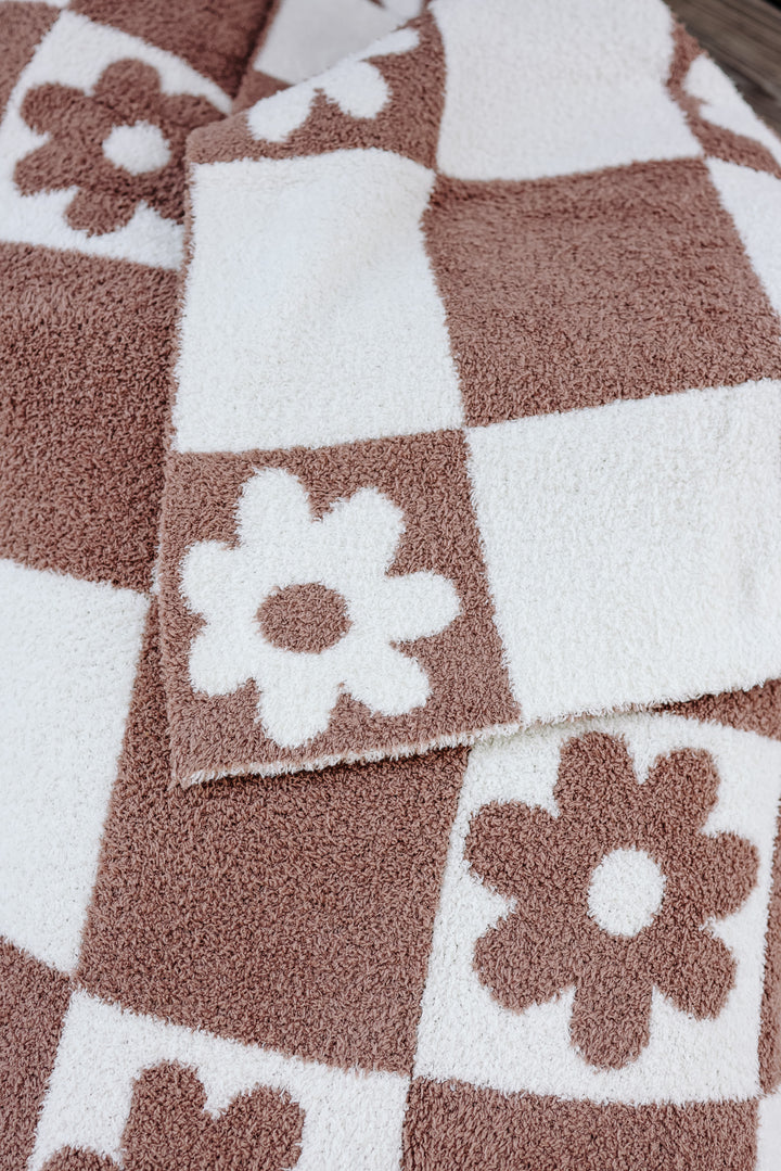 Emerlie Love Luxe Blankets - Checkered Flowers