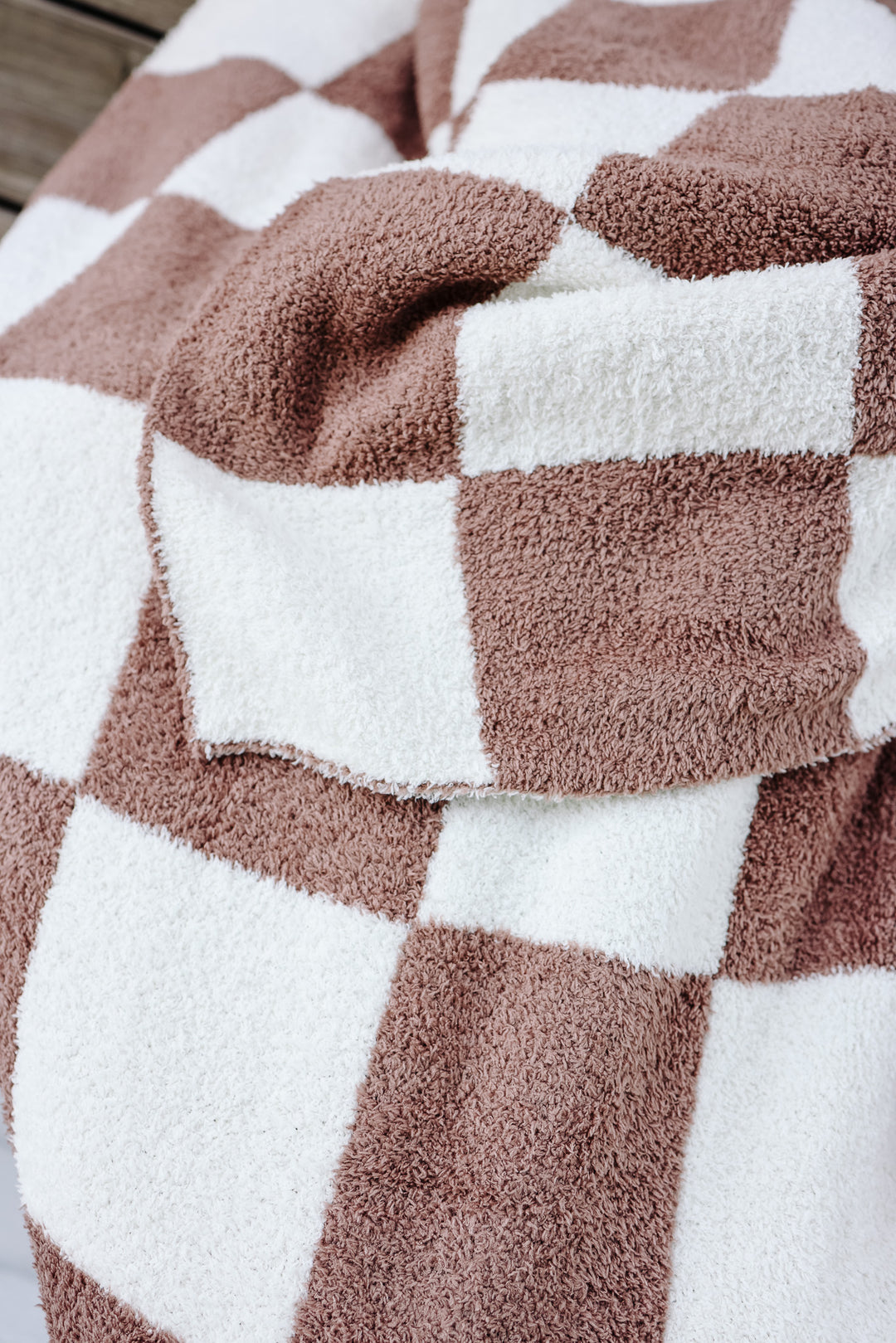 Emerlie Love Luxe Blankets - Checkered