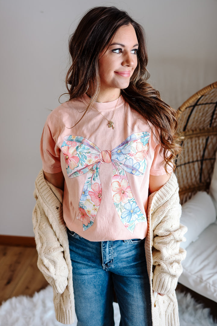 Floral Coquette Bows Graphic Tee - Peachy