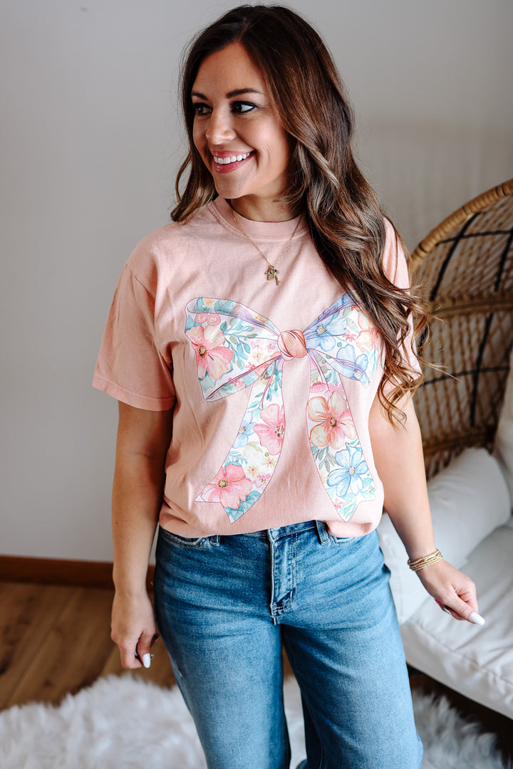 Floral Coquette Bows Graphic Tee - Peachy