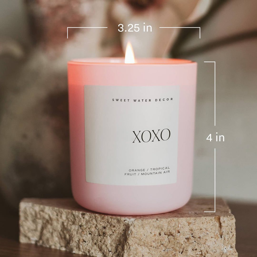 XOXO 15 oz Soy Candle