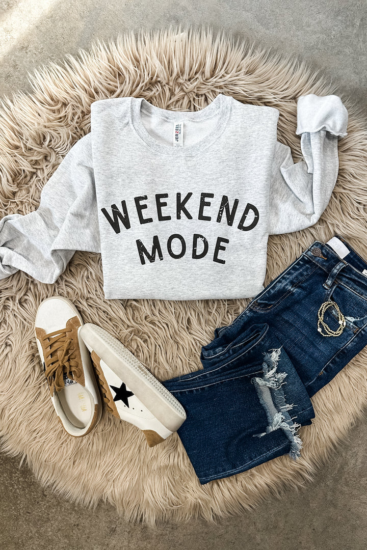 Weekend Mode Graphics - Sweatshirt & T-Shirt Styles